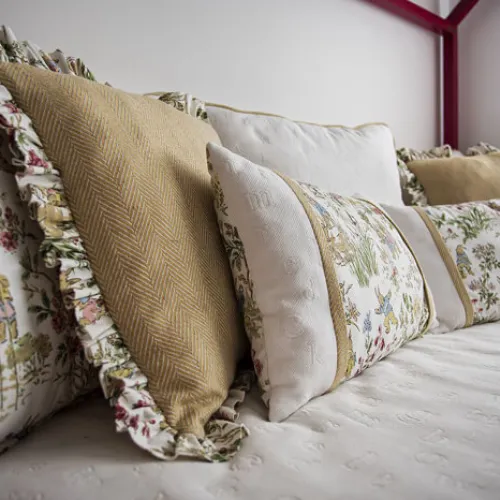 A Importância dos Tecidos na Decoração de Interiores